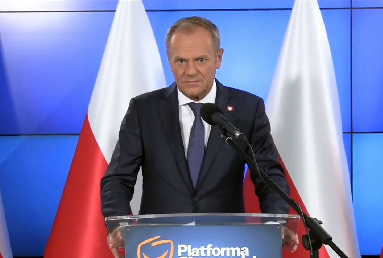 Tusk ujawnił nowe fakty ws. chaosu w wojsku. Chodzi o kolejne dymisje.