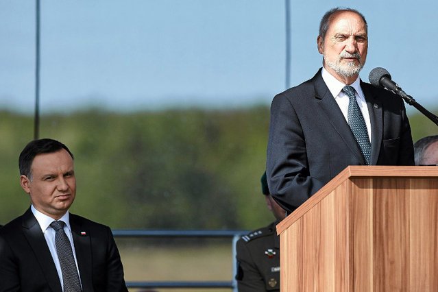 Macierewicz jest w sporze z prezydentem Dudą?