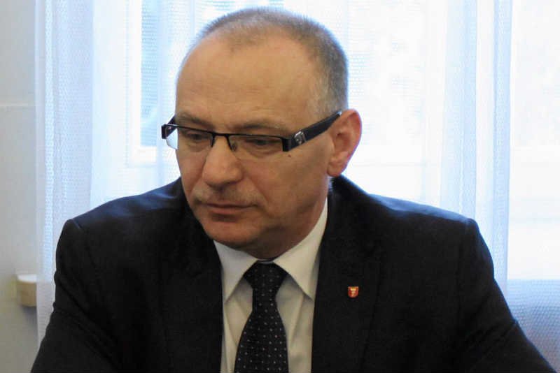 Jerzy Borowczak z PO przekonuje, że rząd nie powinien pomagać frankowiczom.