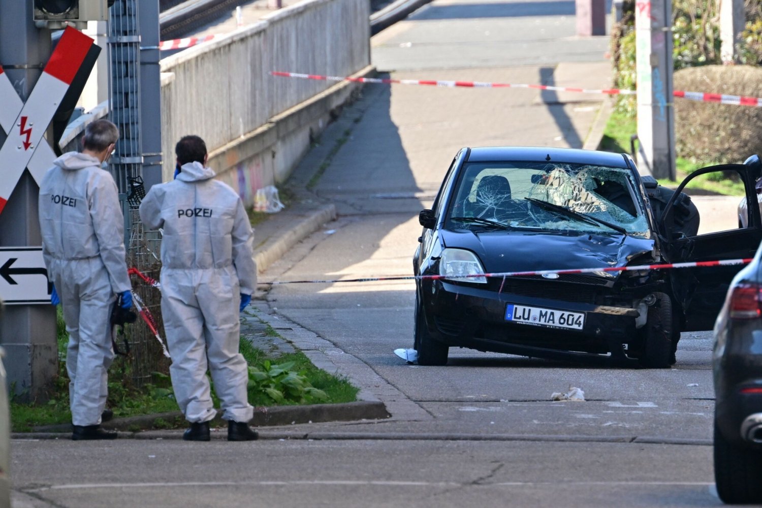 Samochód wjechał w ludzi w Niemczech. Najnowsze informacje o zatrzymanym