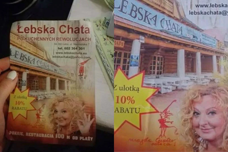 Ulotki zachęcające do odwiedzania Łebskiej Chaty.
