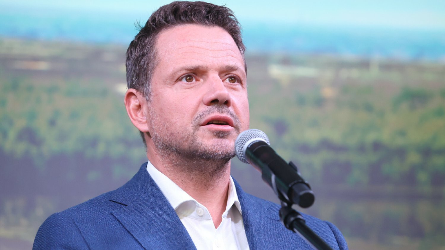 On ma stanąć do walki z Trzaskowskim. Kaczyński "postawił sprawę jasno".