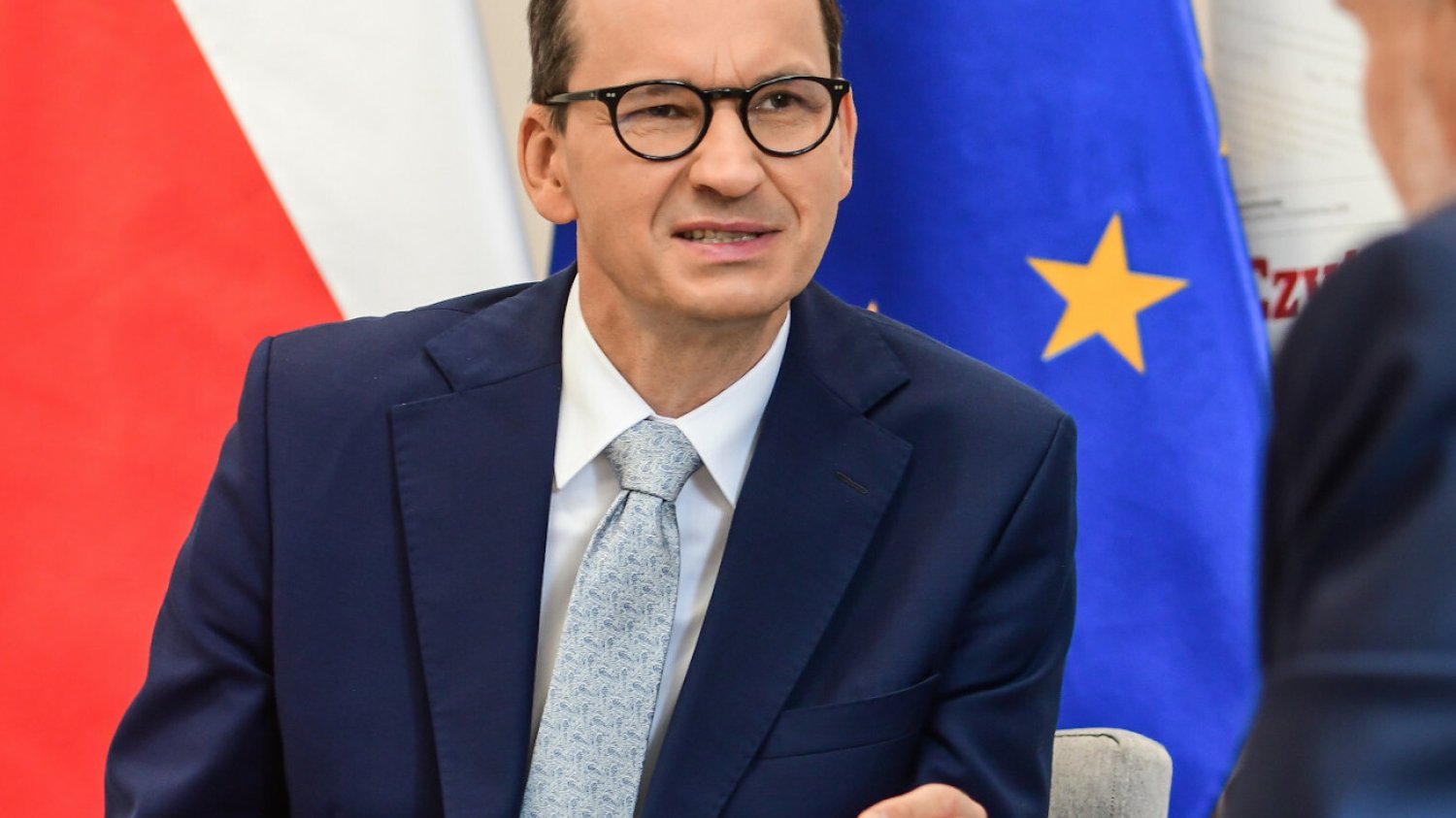 Z kolejnej korespondencji ujawnionej w ramach tzw. afery e-mailowej wynika, że rządzący mieli ustalać występy Mateusza Morawieckiego nie tylko w TVP, ale też w Polsacie.