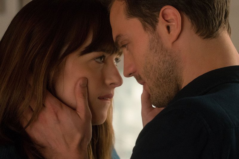 "Ciemniejsza strona Greya" w reżyserii Jamesa Foleya do kin wchodzi 10 lutego.