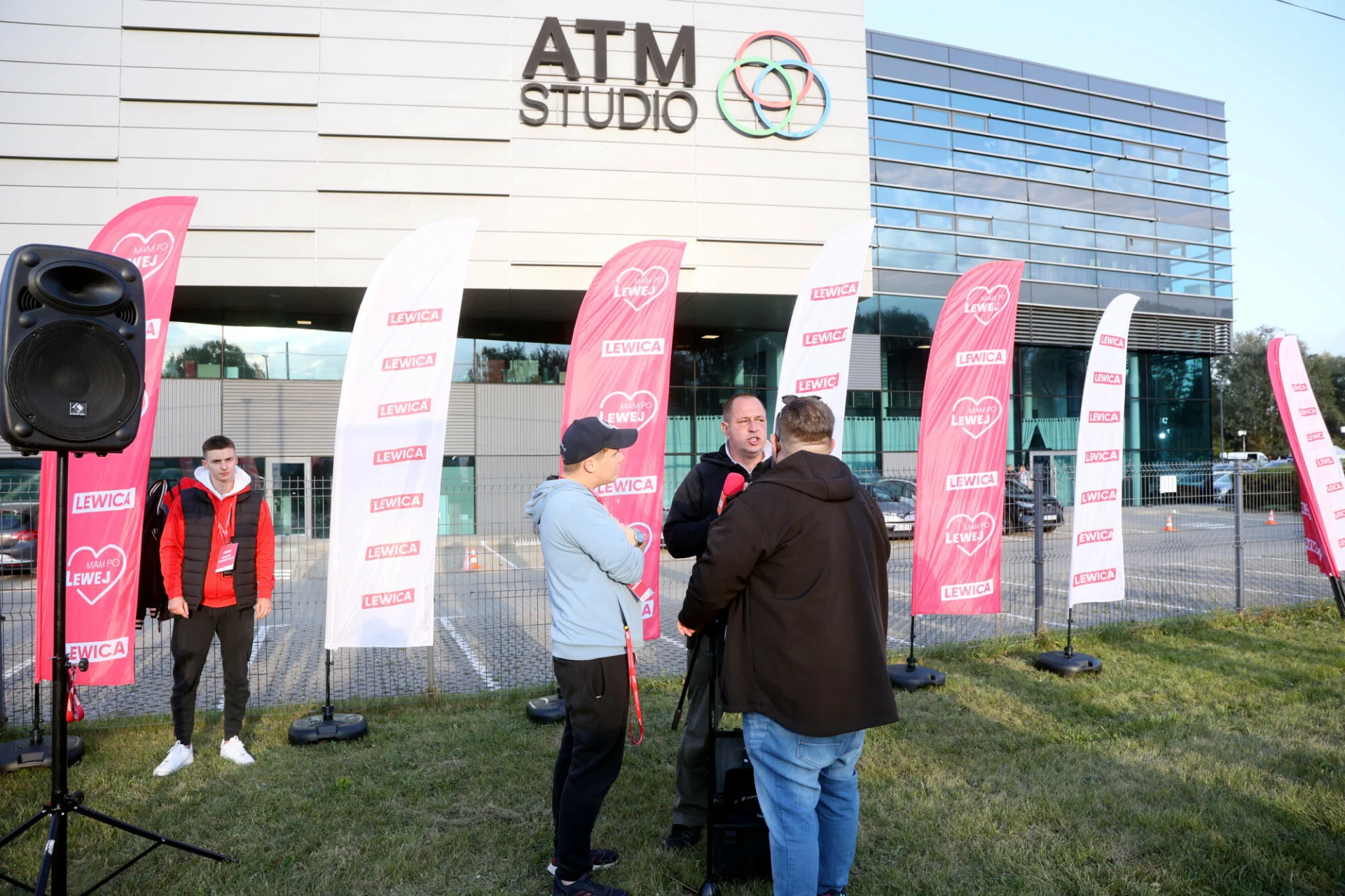 Studio ATM przy Wale Miedzeszyńskim. To tu odbędzie się debata wyborcza, w której wezmą udział między innymi Donald Tusk i Mateusz Morawiecki.
