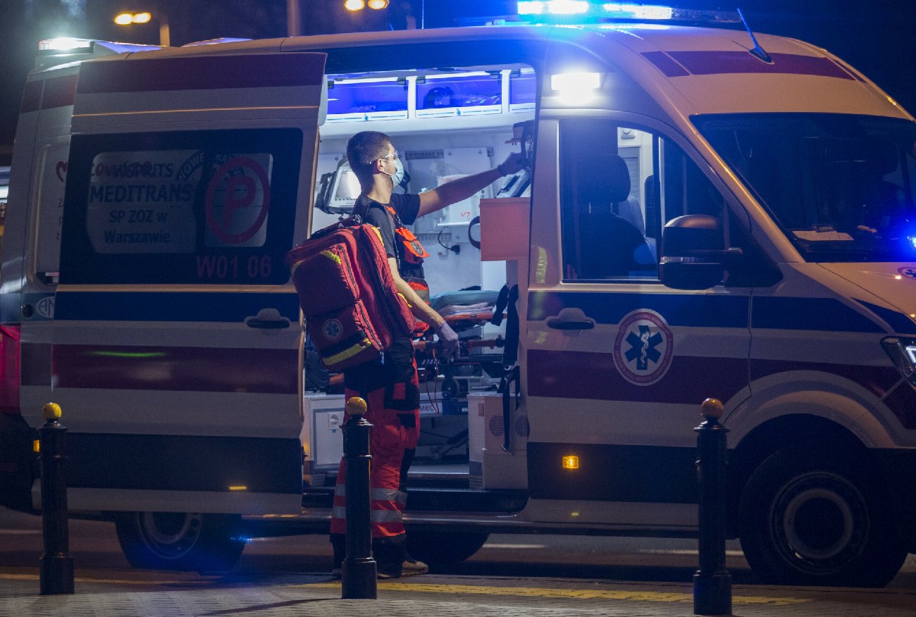 Śląsk. Matka zaczęła topić 9-miesięczną córeczkę. "Stan bardzo ciężki, wręcz krytyczny".