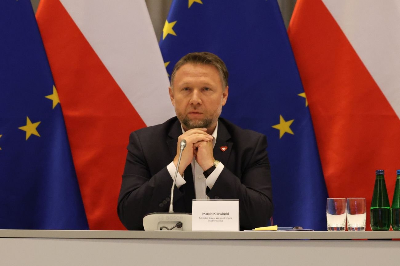 Trudna sytuacja pogodowa w Polsce. Minister wskazał na niebezpieczeństwo