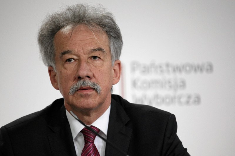 Sędzia Wojciech Hermeliński był niegdyś blisko związany z PiS. Ostatnio nie zostawił suchej nitki na zmianach w ordynacji wyborczej przygotowanych przez tę partię