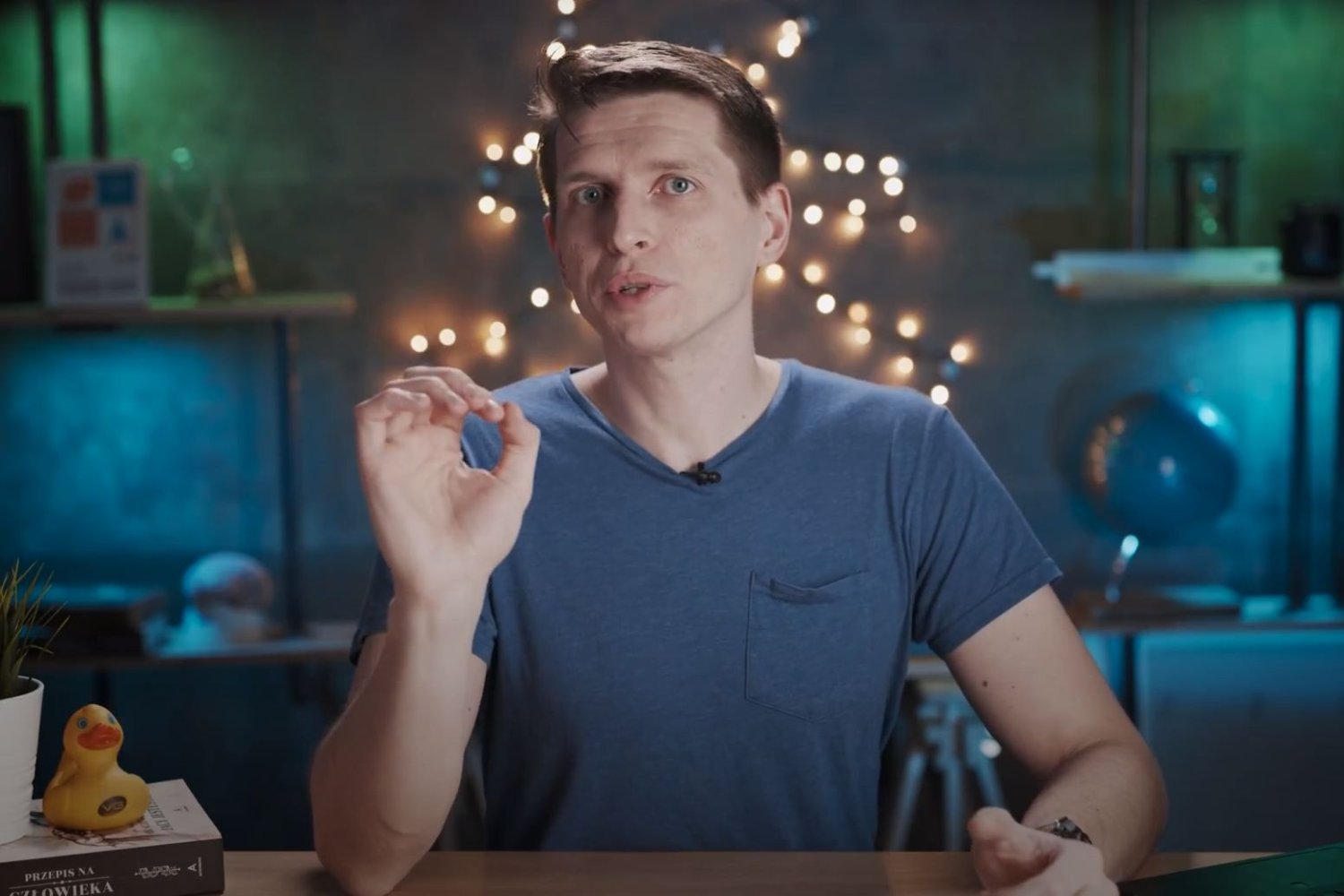 Dawid Myśliwiec edukuje widzów w zakresie szans oraz zagrożeń szczepionek i zmaga się z ogromnym hejtem