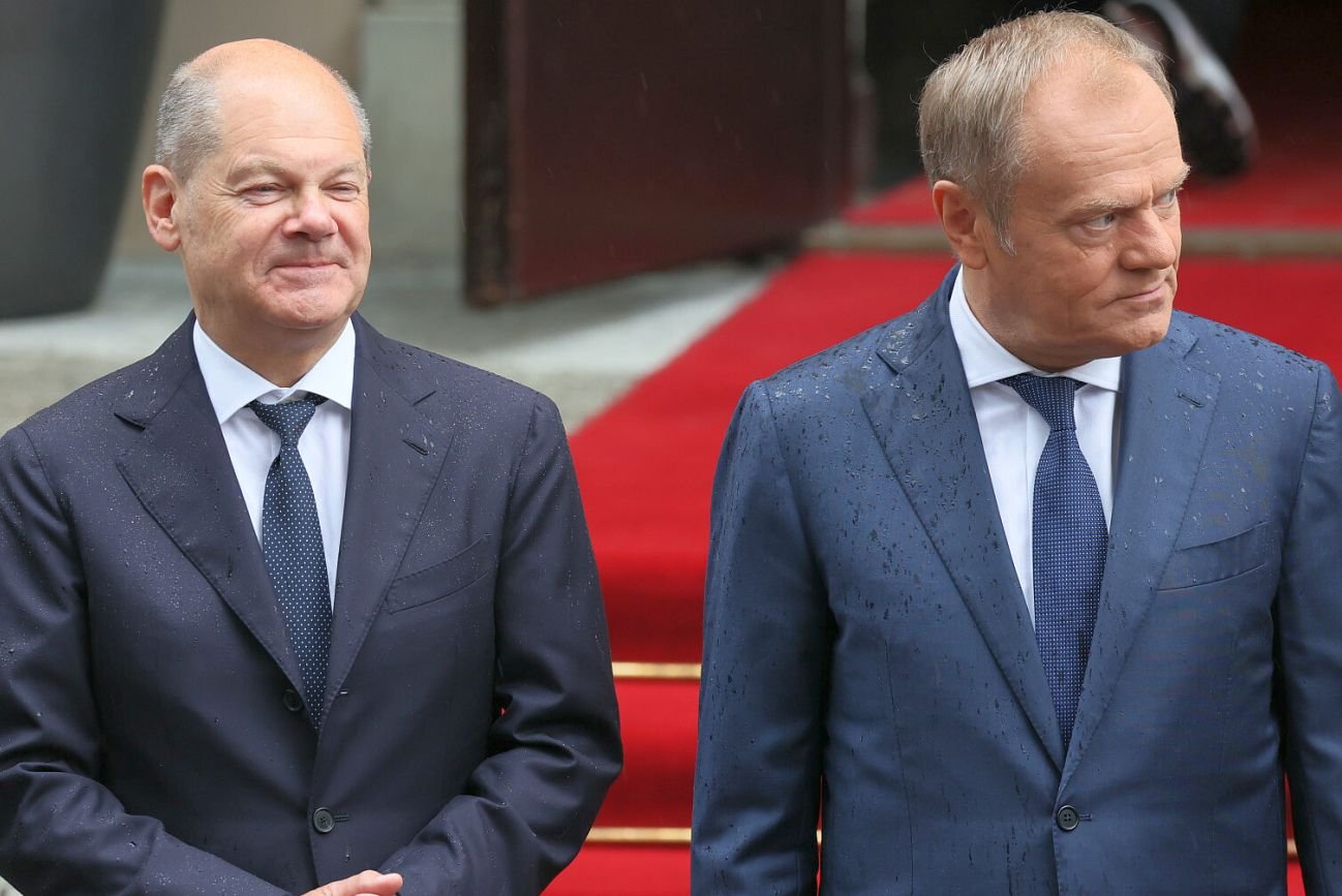 Tusk podgryza pozycję Scholza w Europie, zauważają niemieckie media
