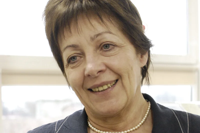 Prof. Ewa Helwich, konsultant krajowy w dziedzinie neonatologii, uważa, że o szczepieniach należy rozmawiać bez emocji.
