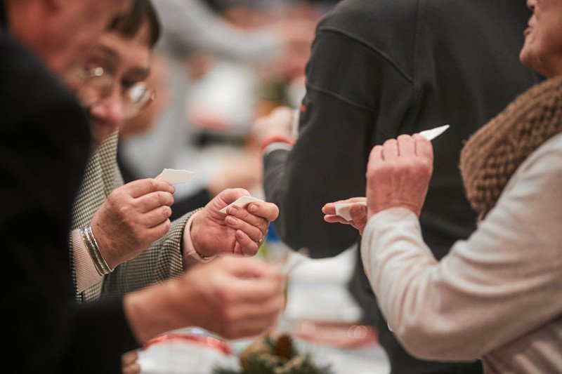 Czy limit 5 osób podczas świąt jest legalny?