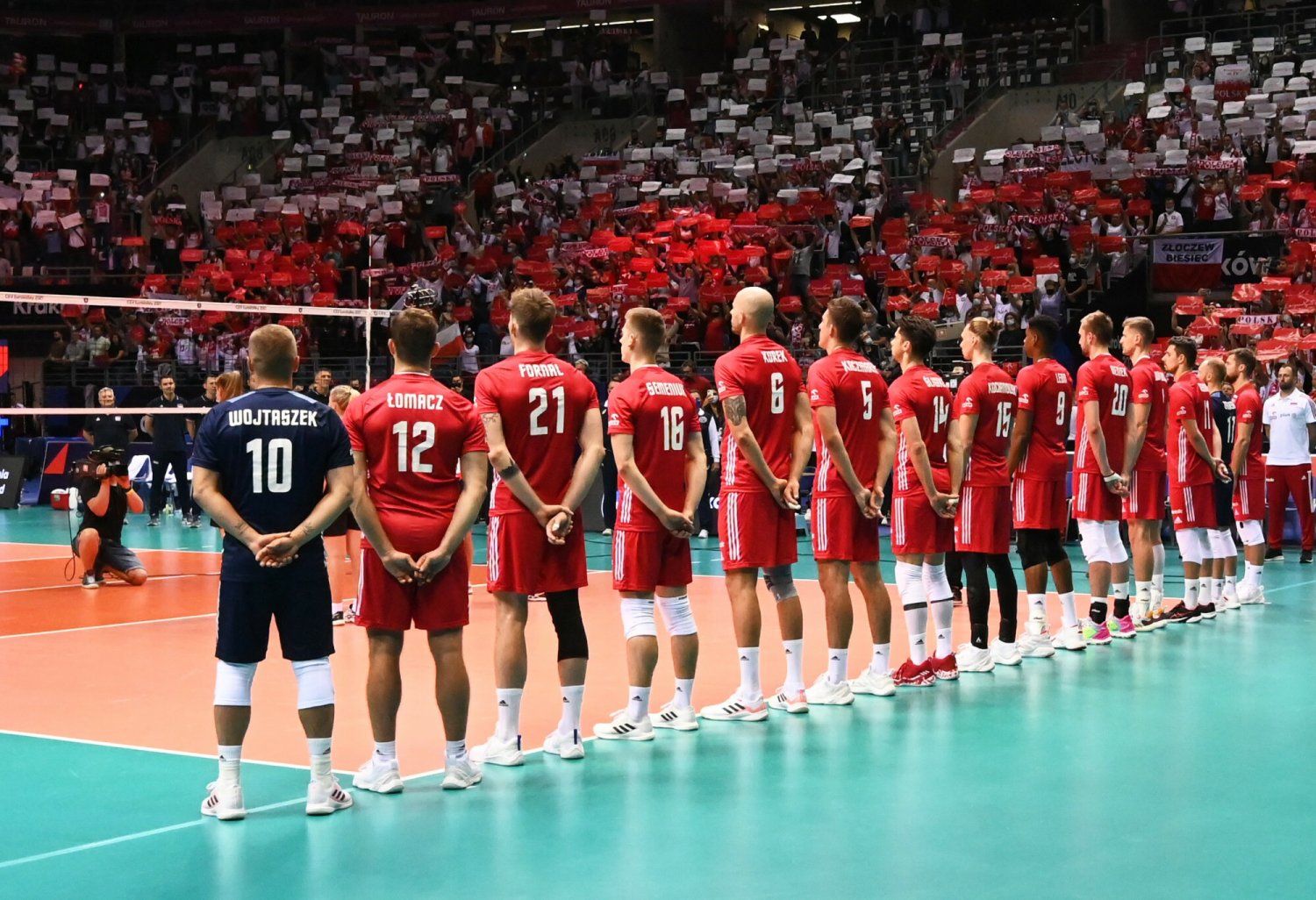 Biało-Czerwoni wygrali zmagania w fazie grupowej, teraz powalczą o występ w finałach ME