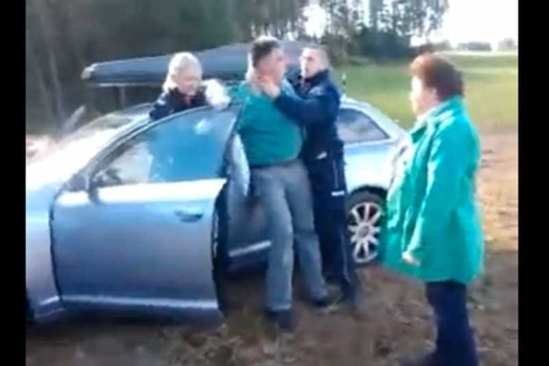 Nieudolna interwencja policjantów z Bytowa stawia pod znakiem zapytania ich przygotowanie do służby.