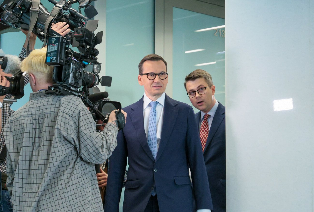 Mateusz Morawiecki przed komisją ds. wyborów kopertowych. Spięcie z Dariuszem Jońskim