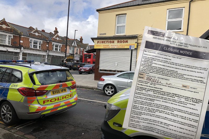 Londyńska policja prewencyjnie zamknęła lokal, w którym miało odbyć sie spotkanie z Marianem Kowalskim z Ruchu Narodowego.