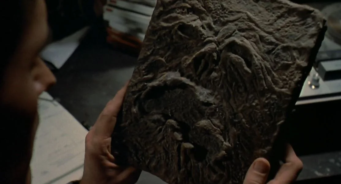 Necronomicon to nieodłączny artefakt każdego horroru