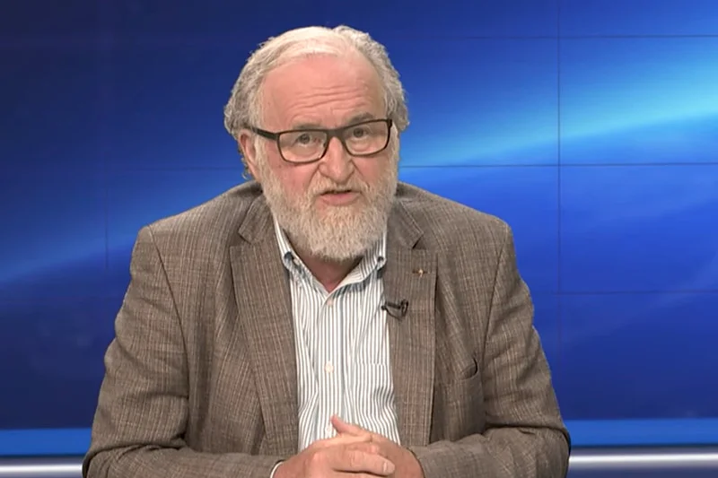Dr Rafał Brzeski w TV Republika: "W niektórych supermarketach to i pinezek polskich nie można kupić, bo są tylko niemieckie".