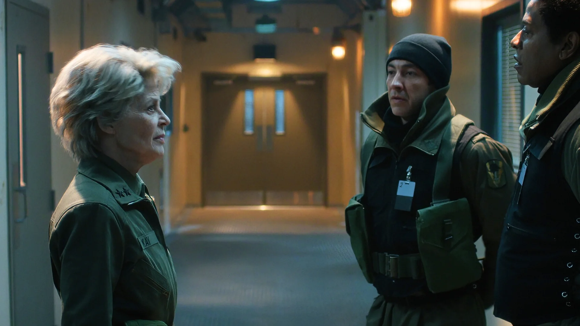 Linda Hamilton jako dr Kay w 5. sezonie serialu "Stranger Things"
