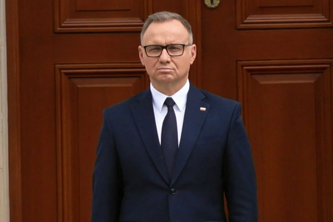 Andrzej Duda wrócił do Polski. Prezydent utknął wcześniej w Azji.