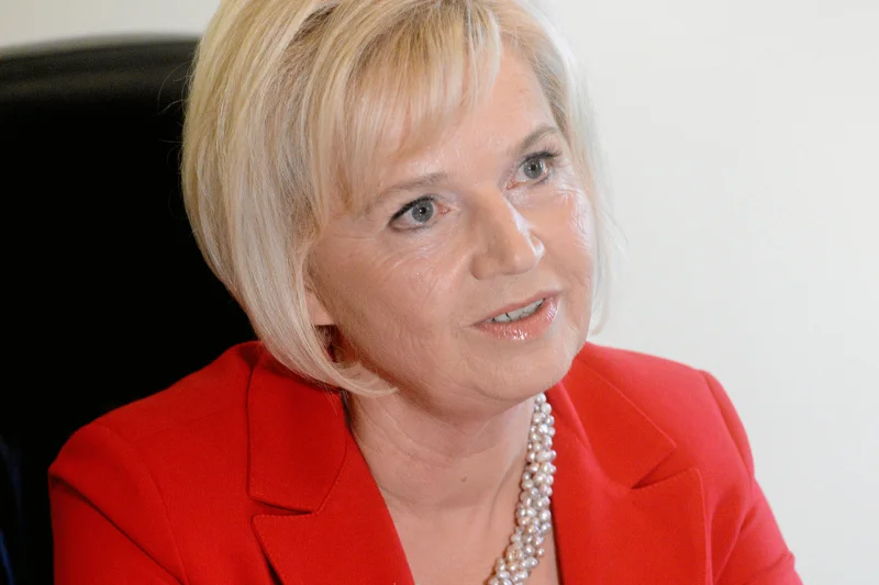 Lidia Staroń, niezależna senator wstrzymała się od głosowania nad kandydaturą Tomasza Grodzkiego na marszałka Senatu.
