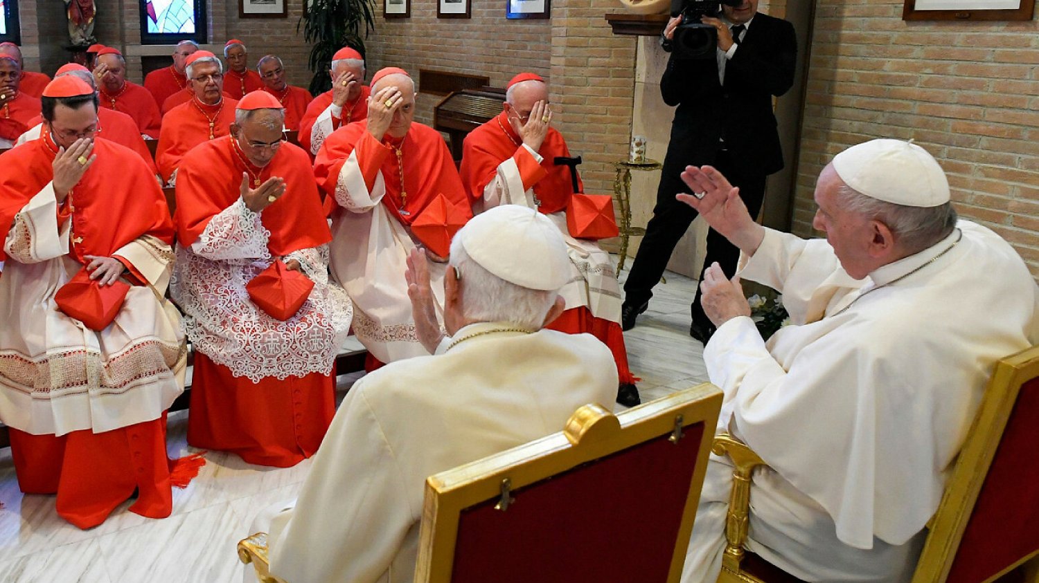 Jaki jest stan emerytowanego papieża Benedykta XVI?