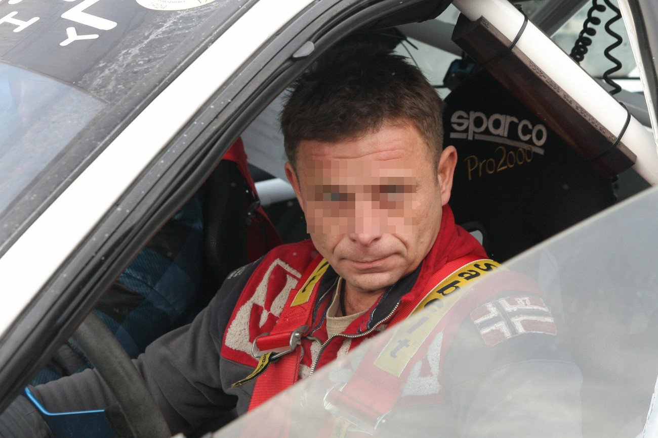 Leszek K. to znany kierowca rajdowy, który był m.in. zterokrotnym mistrzem Polski.