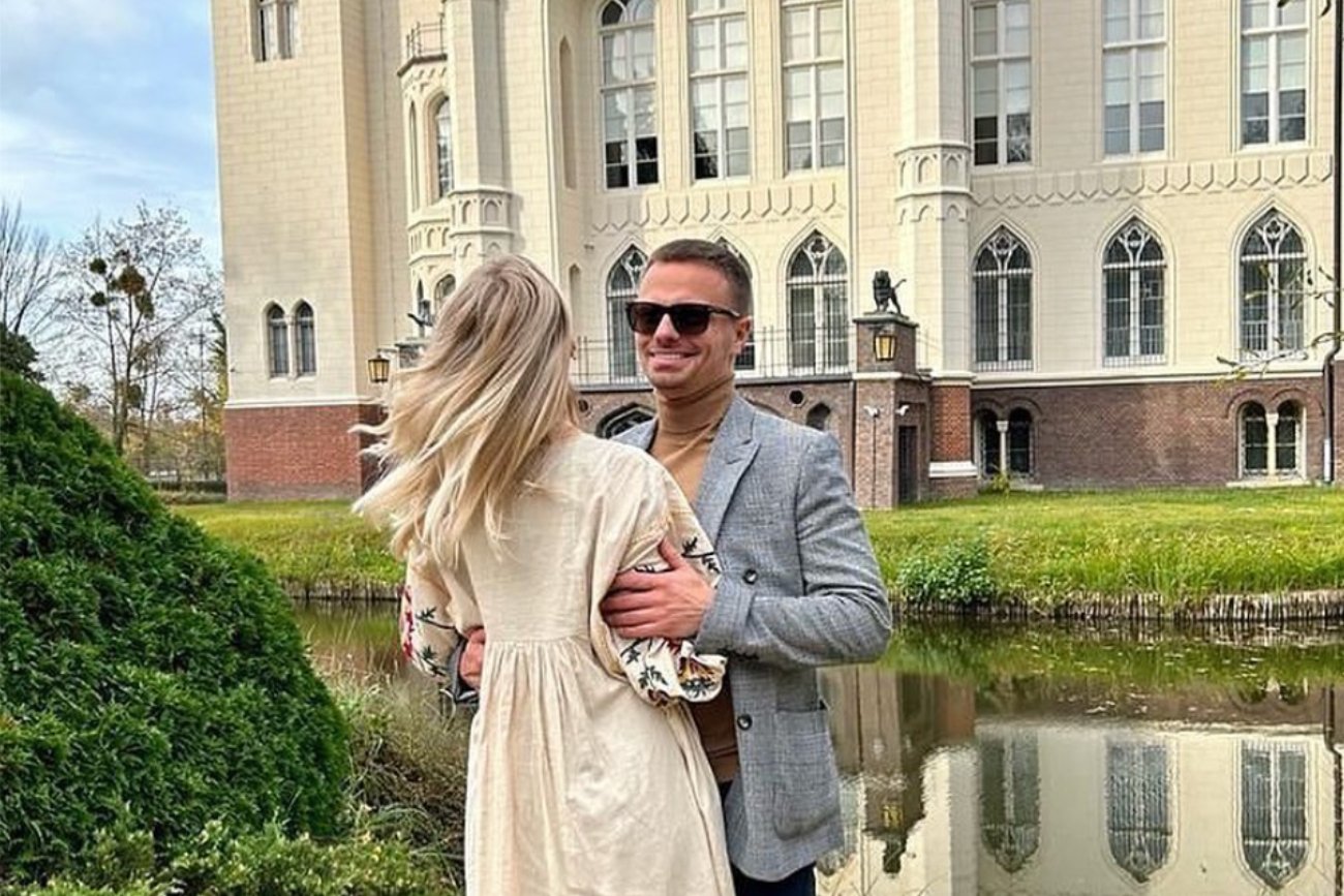 Marcin Hakiel pokazał twarz swojej ukochanej. Zdjęcie w relacji zaskakuje