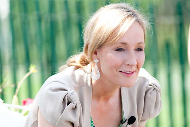 J.K. Rowling czyta dzieciom pod Białym Domem fragment swojej książki o Harrym Potterze