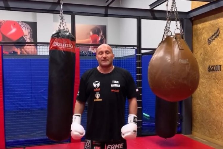 Najman po raz ostatni kończył karierę w lutym.