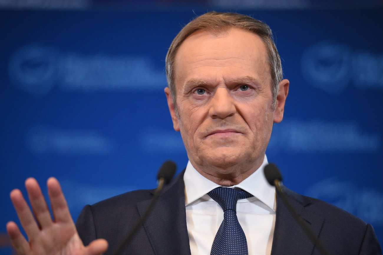 Zwalanie winy na Donalda Tuska i jego rządy w wykonaniu PiS   przekracza granice absurdu.