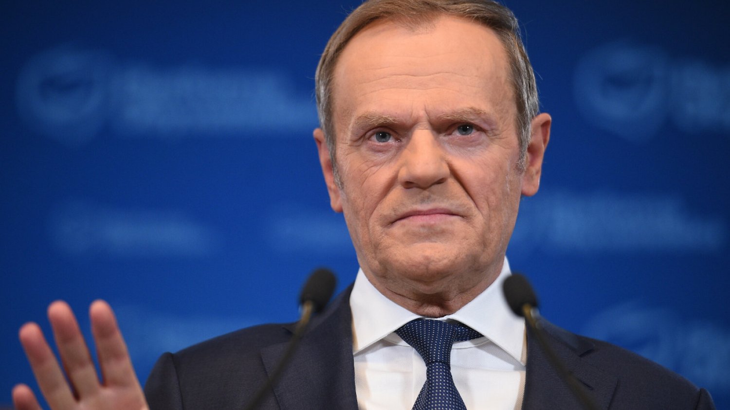 Zwalanie winy na Donalda Tuska i jego rządy w wykonaniu PiS przekracza granice absurdu.