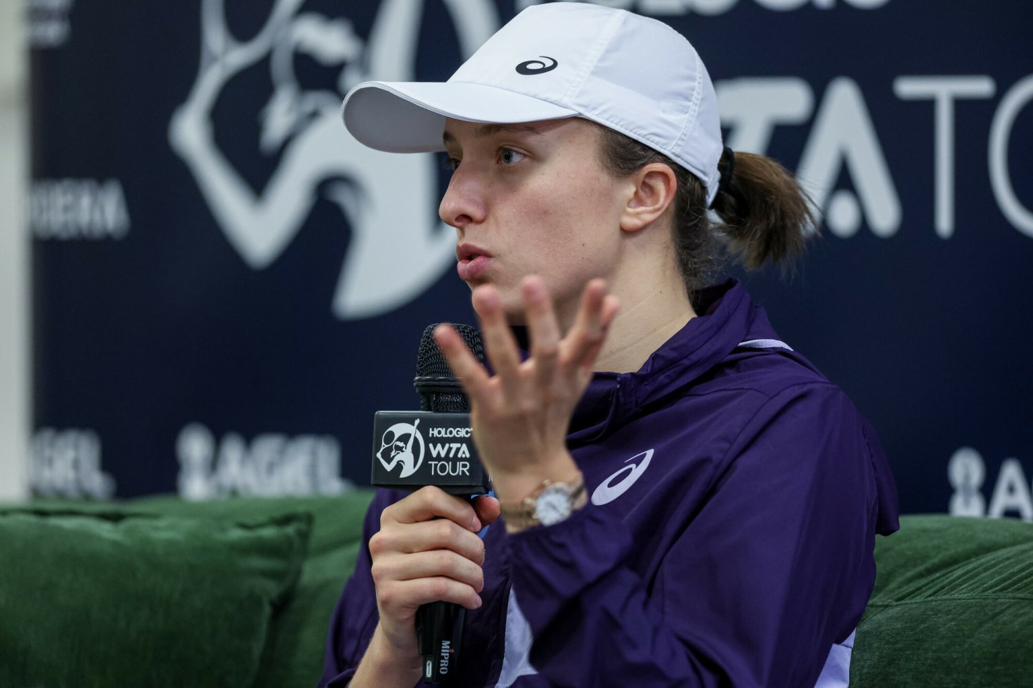 Świątek oddała fortuną, którą zarobiła w Czechach. Znów pomoże walczącym z depresją