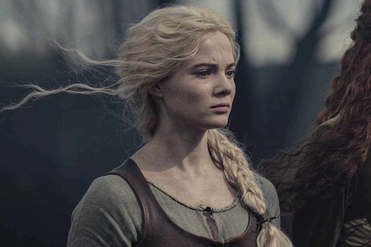 Freya Allan jako Ciri w drugim sezonie serialu "Wiedźmin". Freya Allan jako Ciri w drugim sezonie serialu "Wiedźmin".