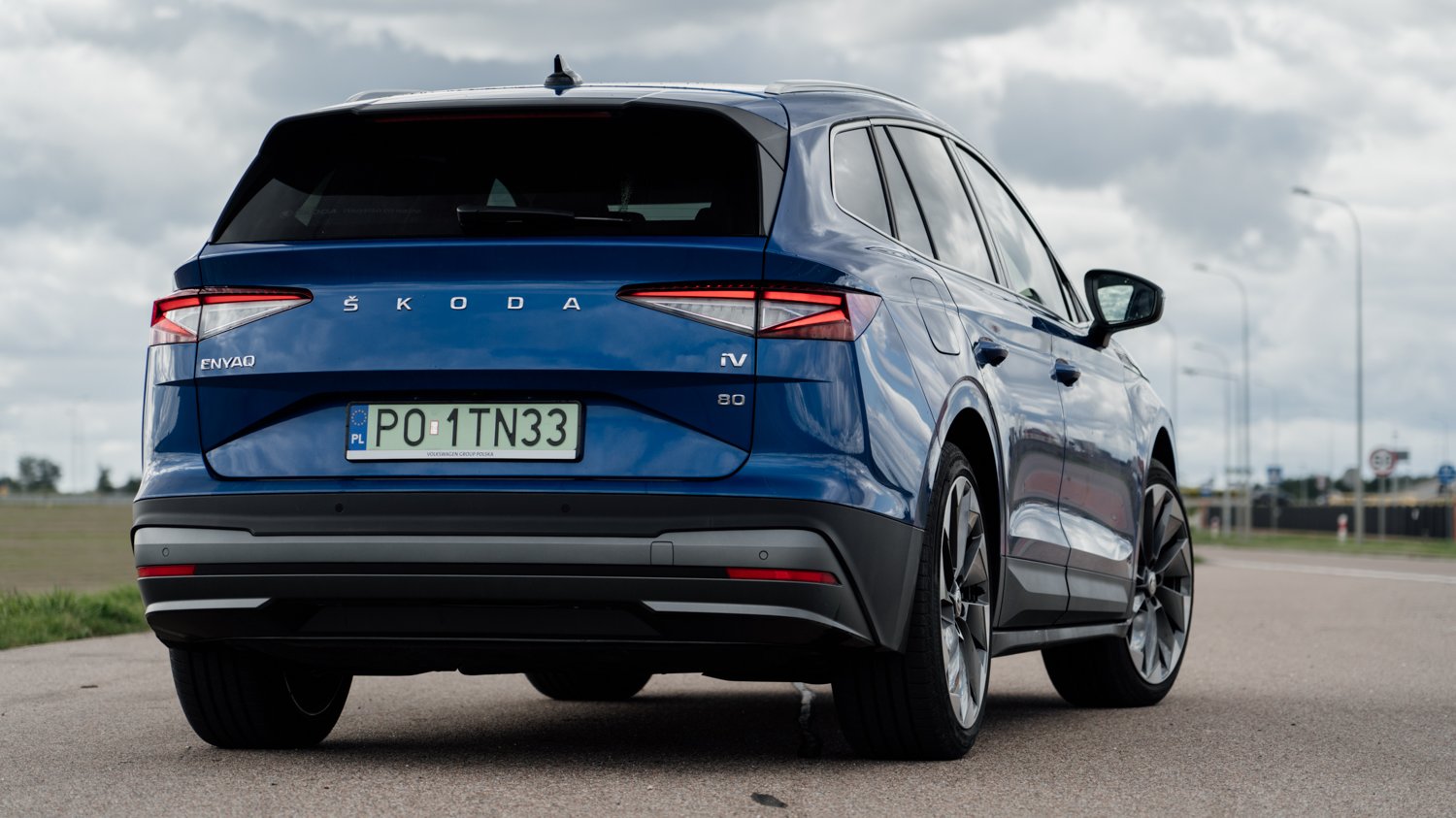 Skoda Enyaq iV 80 to bardzo udane auto elektryczne.