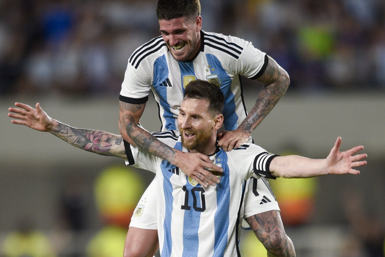 Lionel Messi zdobył swojego gola numer 800 w karierze. Argentyńczyk ponownie błysnął w reprezentacji.