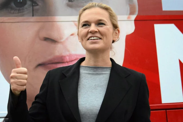 Barbara Nowacka ma nadzieję, że w polityce "kończy się wyścig testosteronów i samców alfa"
