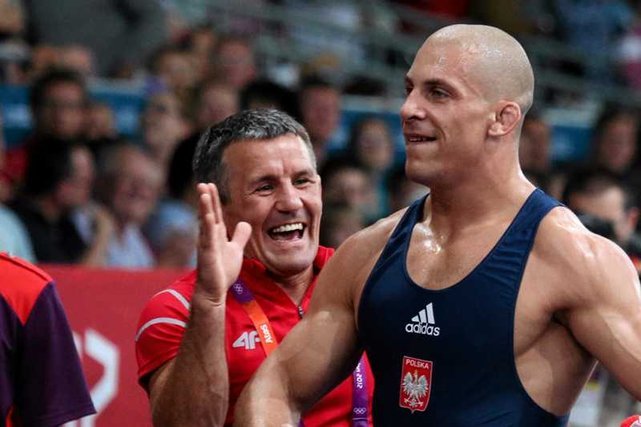 W Londynie była wielka radość. Teraz Damian Janikowski wraca do zrujnowanej hali, której niedługo może już nie mieć.