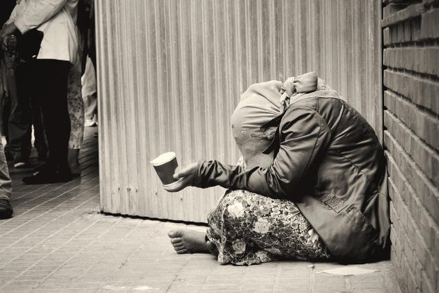 "Różnica między nieliczną grupą najbogatszych a resztą populacji spektakularnie zwiększyła się w ciągu ostatnich dwunastu miesięcy"