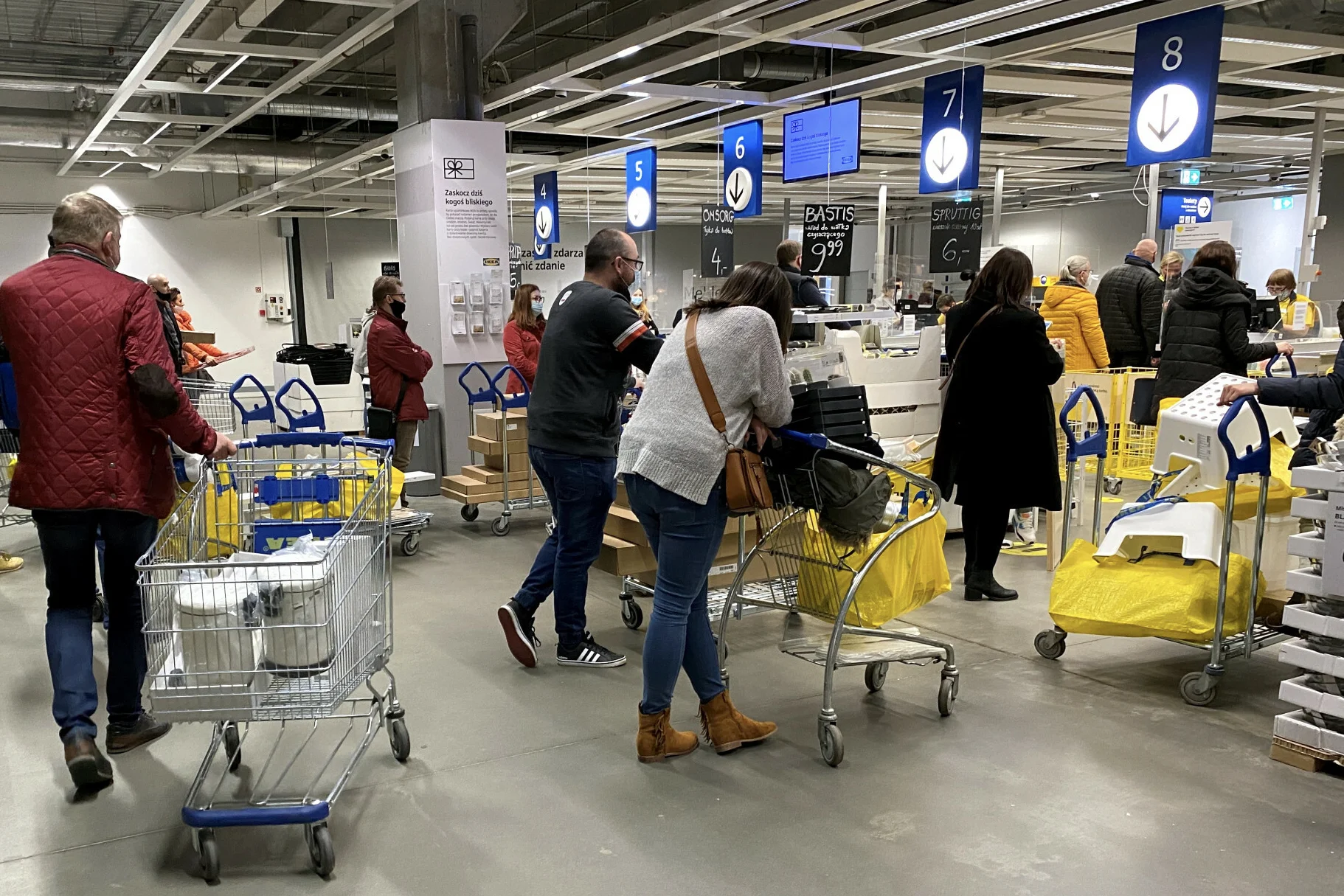 15 proc. rabatu na komody i szafki nocne w IKEA. Ruszyła promocja dla klubowiczów IKEA Family Promocja na komody i szafki nocne w IKEA. Rabat aż 15 proc.