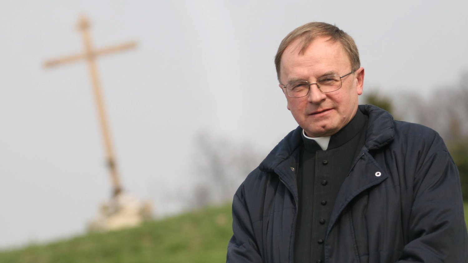 Ks. Jan Wodniak (na zdjęciu) molestował ministranta. Wierni dopiero po kilkudziesięciu latach poznali prawdę. Jednak ich biskup Roman Pindel nawet za to nie przeprosił.