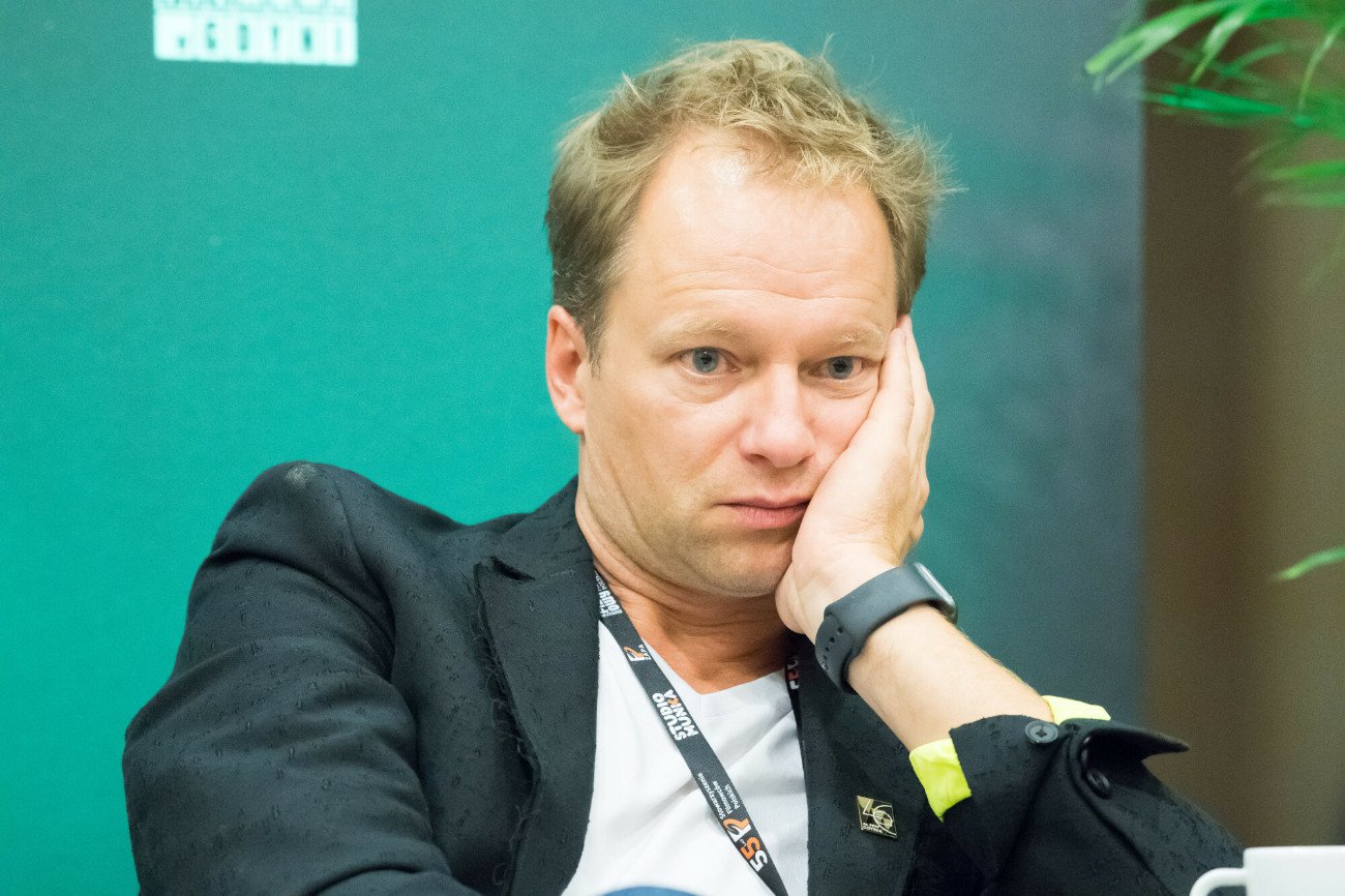 Maciej Stuhr z żoną pojechali na granicę z Białorusią. Pomogli czterem migrantom.