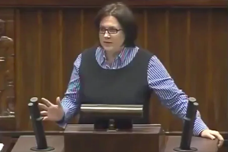 "Powinna połknąć własny język". Internet przypomniał, co Sadurska mówiła 4 lata temu o obsadzaniu państwowych spółek