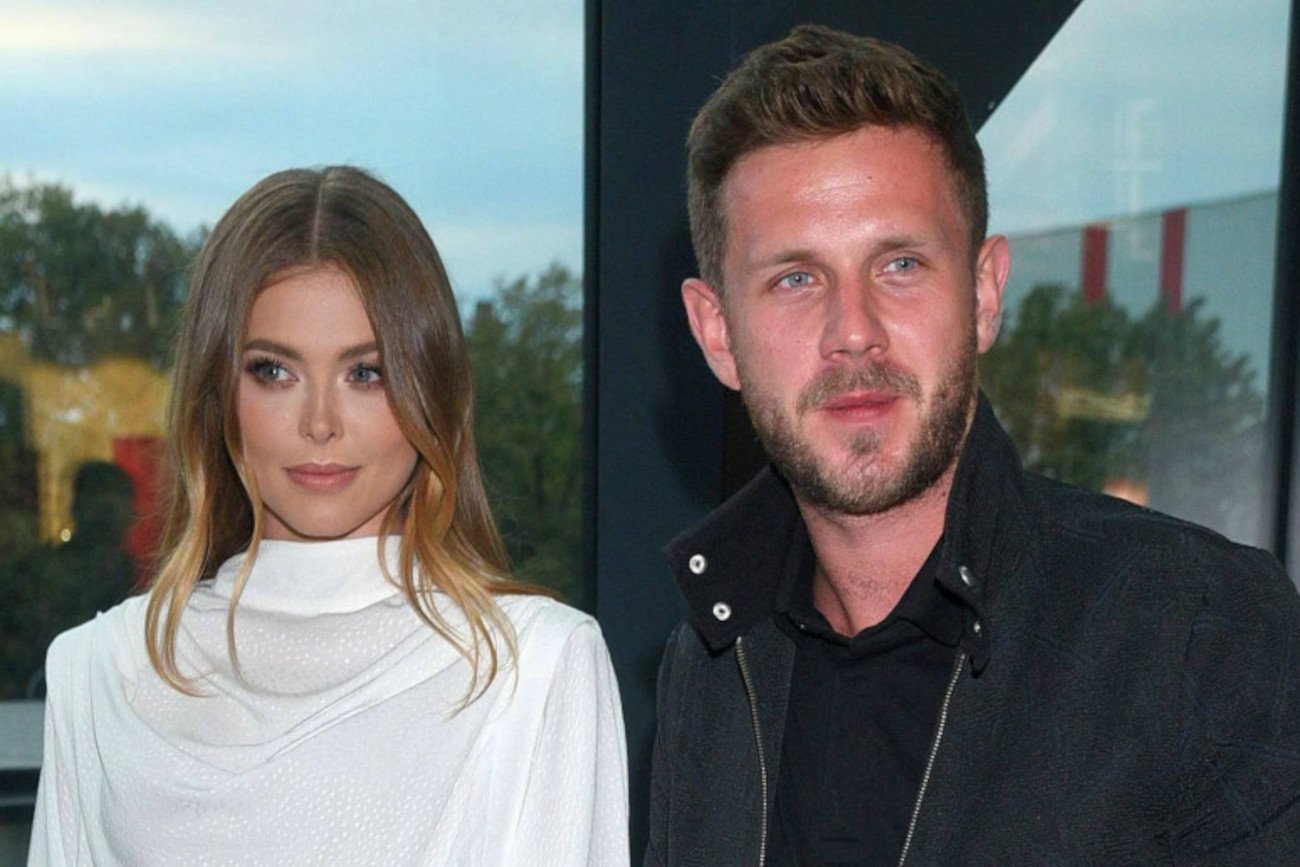 Opozda i Królikowski rozwodzą się.