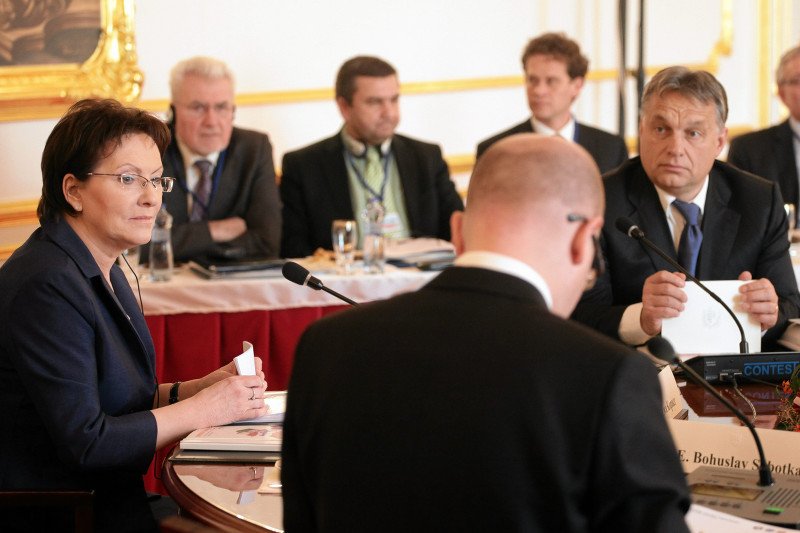 Polska zdradziła Grupę Wyszehradzką? "Nawet w sprawie Ukrainy każdy grał swoje". [Dyskusja]