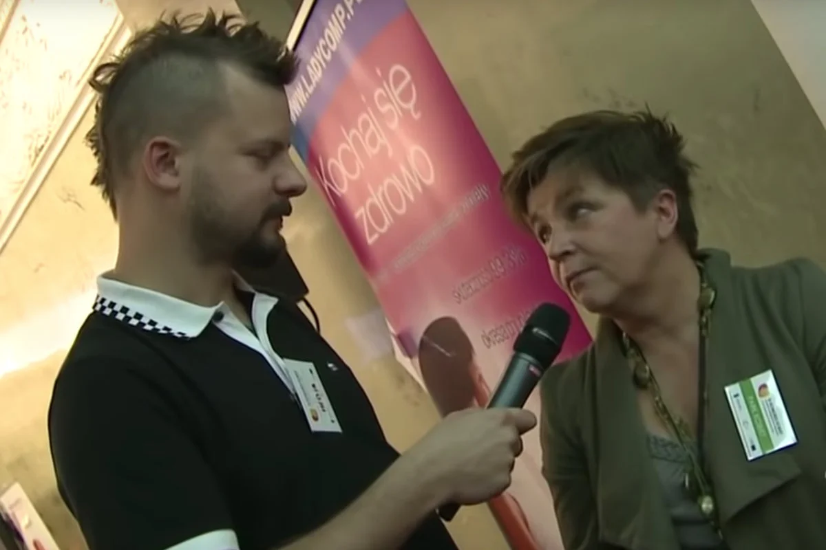 Przed laty Mikołaj Janusz Jaok w niewyszukany sposób prowokował feministki podczas Kongresu Kobiet. Żartował też ze śmierci Izabeli Jarugi-Nowackiej w katastrofie smoleńskiej.
