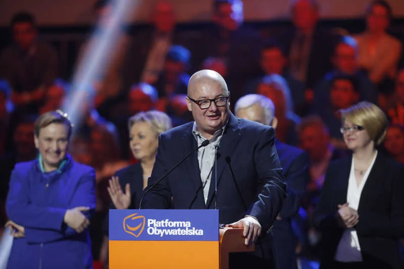 Michał Kamiński przekonywał, że Radosław Sikorski w podsłuchanej rozmowie mówi "łaski", a nie "laski".