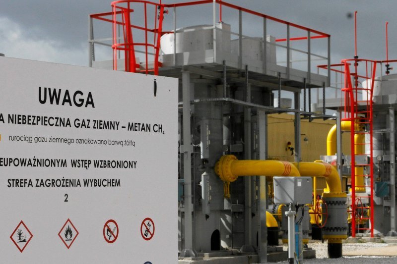 Prywatni importerzy gazu ostrzegają, że nowe przepisy uderzą w konsumentów. Ich zdaniem jeszcze przed tegorocznym sezonem grzewczym ceny wzrosną nawet o 7 proc. Nowelizacją, nad którą pracują rządzący spowoduje, że PGNiG nie będzie miał konkurencji.