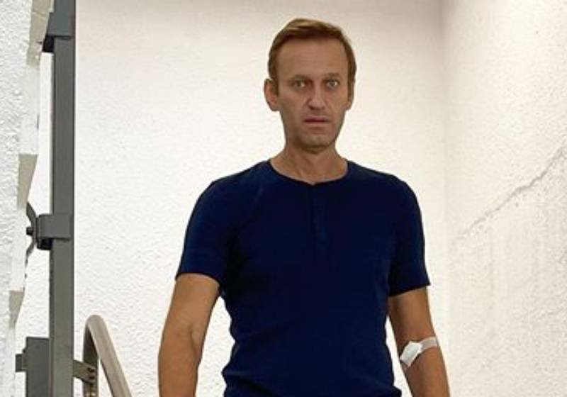 Nawalny jest hospitalizowany od 20 sierpnia. Twórca Nowiczoka przeprosił Aleksieja Nawalnego.