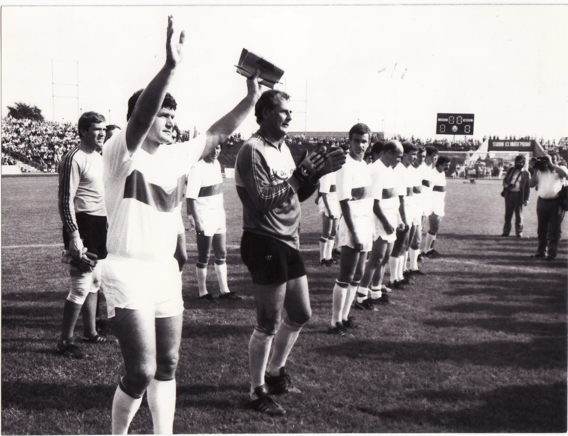 Na 75-lecie Warty stadion odwiedzili piłkarze, których nie trzeba przedstawiać.